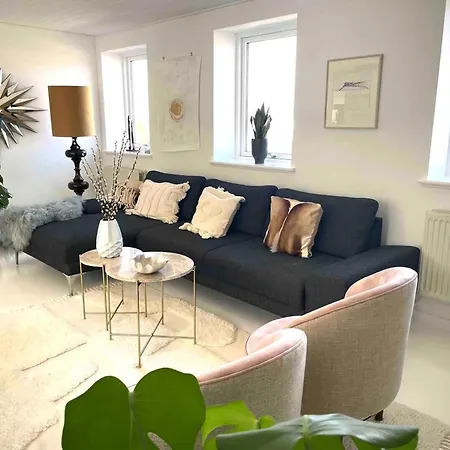 Idyllic Cliffside With Stunning Sea Views Villa Allinge-Sandvig