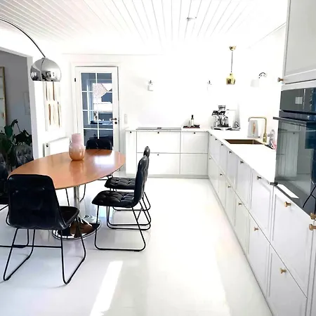 Villa Idyllic Cliffside With Stunning Sea Views Allinge-Sandvig