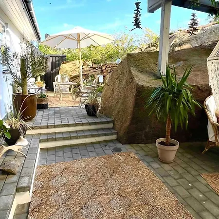 Idyllic Cliffside With Stunning Sea Views Allinge-Sandvig