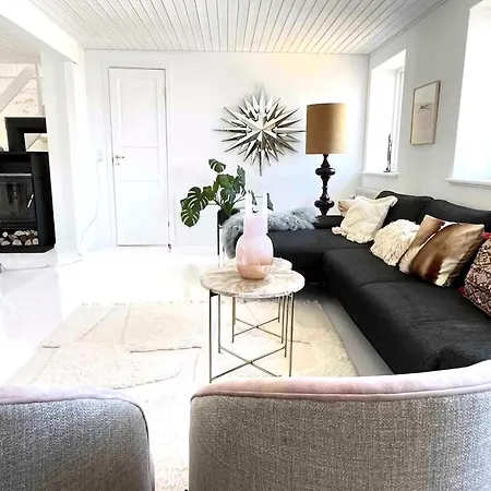 Idyllic Cliffside With Stunning Sea Views Villa *