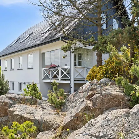 Villa Idyllic Cliffside With Stunning Sea Views Allinge-Sandvig